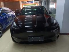 Tesla Model Y Standard Range RWD - ფოტო 3
