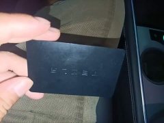 Tesla Model Y Standard Range RWD - ფოტო 9