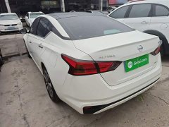 Nissan Teana 2021 2.0L XL Comfort - ფოტო 5