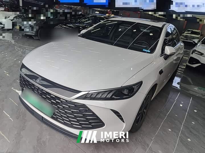 BYD Qin PLUS DM-i Smart Driving Edition 120KM Excellence - ავტომობილი ჩინეთიდან