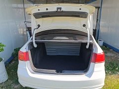 Volkswagen Santana 1.5L Manual Fashion Edition - ფოტო 19