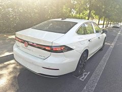 Volkswagen Jetta L 300TSI DSG Luxury - ფოტო 7
