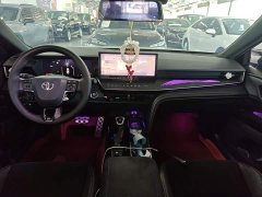 Toyota Camry Hybrid 2.0HS Sport Edition - ფოტო 10