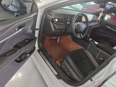 Toyota Camry Hybrid 2.0HS Sport Edition - ფოტო 16