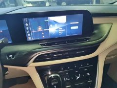 Buick GL8 ES Luxe Enjoyment Edition - ფოტო 13