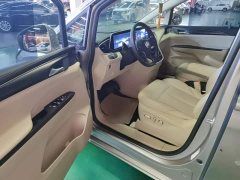 Buick GL8 ES Luxe Enjoyment Edition - ფოტო 16