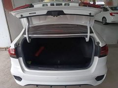 SAIC MG i5 2021 1.5L CVT Platinum Edition - ფოტო 19