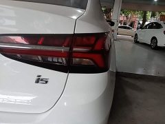 SAIC MG i5 2021 1.5L CVT Platinum Edition - ფოტო 8