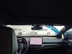 Volkswagen ID.4 X 2025 Facelift Smart Edition Pure Intelligent Comfort Version - ფოტო 18