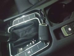 Volkswagen Magotan Popular Edition 280TSI DSG Comfort - ფოტო 9