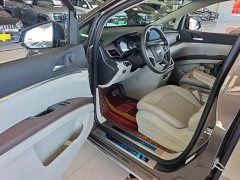 Buick GL8 2023 Land Business Class Comfort Edition - ფოტო 16