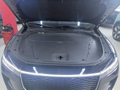 Li Auto ONE Extended Range 6-Seater - ფოტო 20