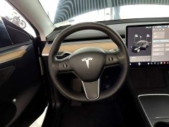 Tesla Model Y Standard Range RWD - ფოტო 11