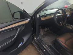 Tesla Model Y Long Range All-Wheel Drive 3D7 - ფოტო 16