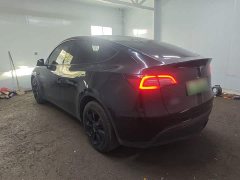 Tesla Model Y Long Range All-Wheel Drive 3D7 - ფოტო 5