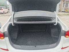 Chevrolet Cruze 1.5L Dual-Clutch Deluxe Edition - ფოტო 19