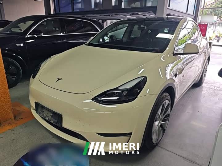 Tesla Model Y Facelift Long Range All-Wheel Drive