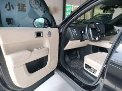 Li Auto L8 2023 Pro - ფოტო 16
