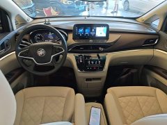 Buick GL8 Land Business Class Smart Edition - ფოტო 10