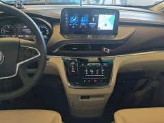Buick GL8 Land Business Class Smart Edition - ფოტო 13