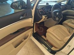 Buick GL8 Land Business Class Smart Edition - ფოტო 16