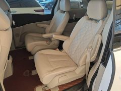 Buick GL8 Land Business Class Smart Edition - ფოტო 17