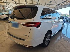 Buick GL8 Land Business Class Smart Edition - ფოტო 7