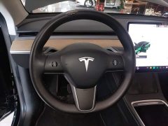 Tesla Model Y Standard Range RWD - ფოტო 11