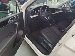 Volkswagen Tiguan L 330TSI Automatic Two-Wheel Drive Comfort Edition - ფოტო 16