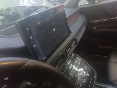 Lincoln Explorer 2.0T Two-Wheel Drive Premium - ფოტო 13