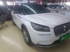 Lincoln Explorer 2.0T Two-Wheel Drive Premium - ფოტო 4