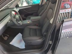 Tesla Model Y Rear-Wheel Drive - ფოტო 15