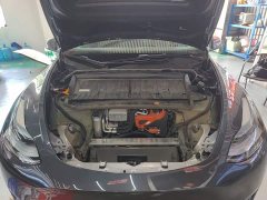 Tesla Model Y Rear-Wheel Drive - ფოტო 20