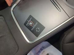 Tesla Model Y Rear-Wheel Drive - ფოტო 9