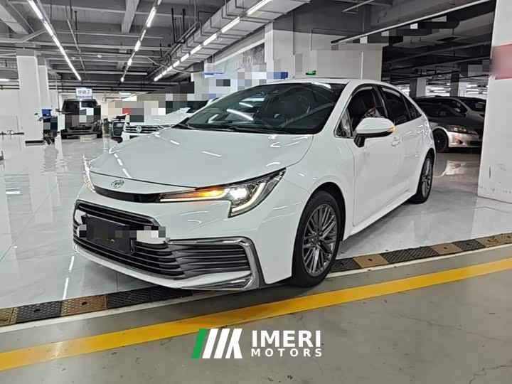 Toyota Lingshang 2.0L Luxury