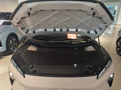 NIO ET5 75kWh - ფოტო 20
