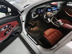 BMW 3 Series 320Li M Sport Package - ფოტო 16