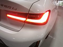 BMW 3 Series 320Li M Sport Package - ფოტო 8