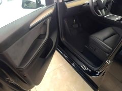 Tesla Model Y Rear-Wheel Drive - ფოტო 16