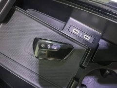 Volkswagen ID.6 CROZZ 2022 Long Range PRO - ფოტო 9