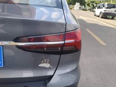 SAIC MG i5 1.5L Manual Diamond Edition - ფოტო 8