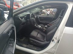 Toyota Venza New Energy High Performance 2.5L AWD Dynamic Edition - ფოტო 16