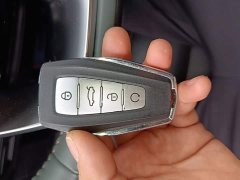 Geely Haoyue L 2.0T DCT Luxury - ფოტო 9