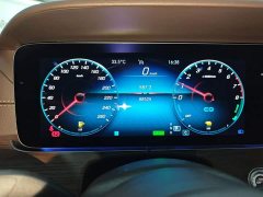 Mercedes-Benz E-Class New Energy Facelift E 350 e L Plug-in Hybrid Sedan - ფოტო 12