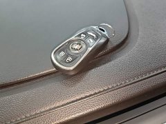 Buick GL8 ES Land Respect 653T Luxury - ფოტო 9