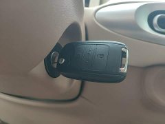 Wuling Hongguang MINIEV Fourth Generation Four-Door Advanced Edition - ფოტო 9