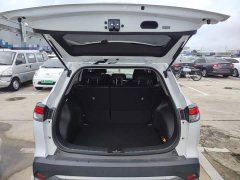 Toyota Frontlander 2023 2.0L CVT Luxury - ფოტო 19