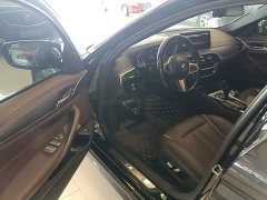 BMW 5 Series Facelift 530Li Premier M Sport Package - ფოტო 16
