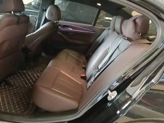 BMW 5 Series Facelift 530Li Premier M Sport Package - ფოტო 17