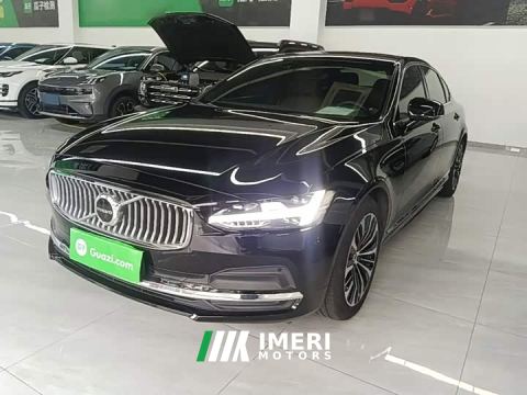 2024 Volvo S90 B5 Intelligent Luxury Edition